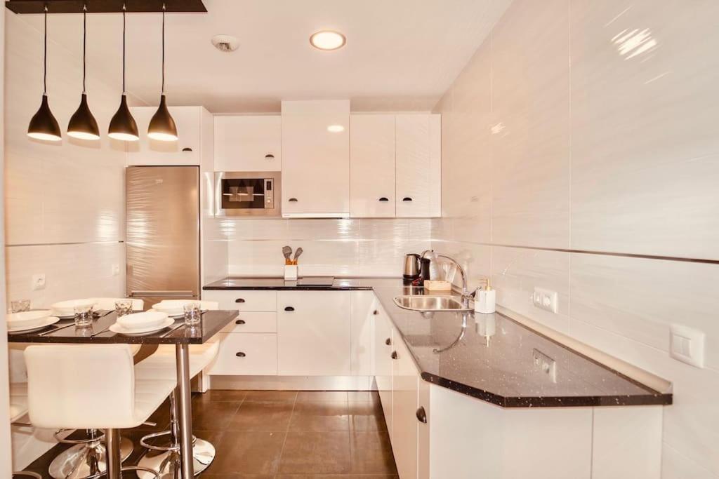 Postigo Catedral Con Parking Opcional Apartment Granada Luaran gambar